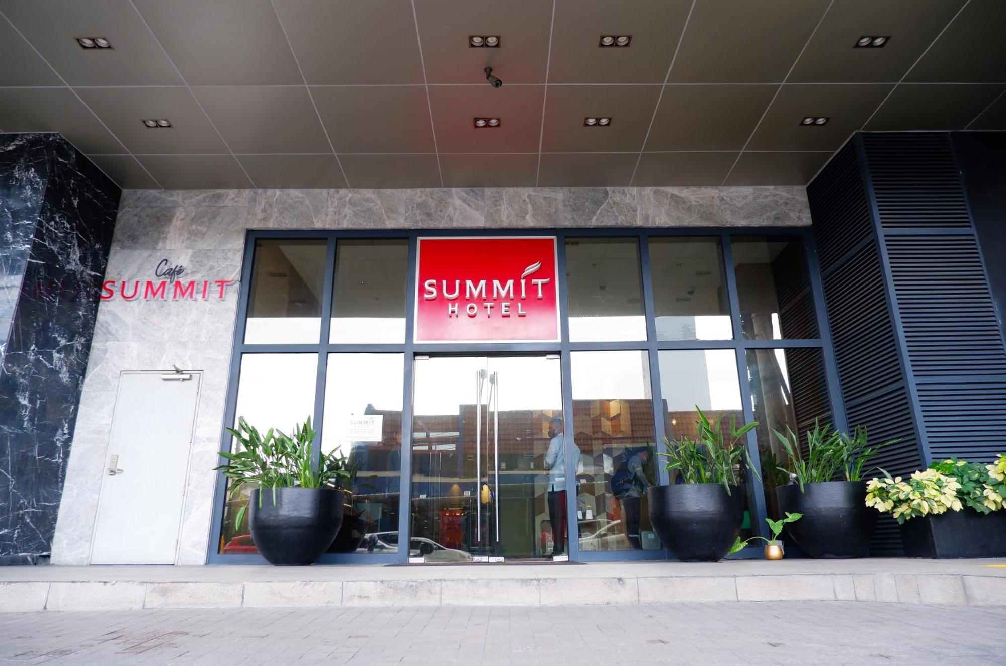 Summit Hotel Greenhills Кесон-Сіті Екстер'єр фото