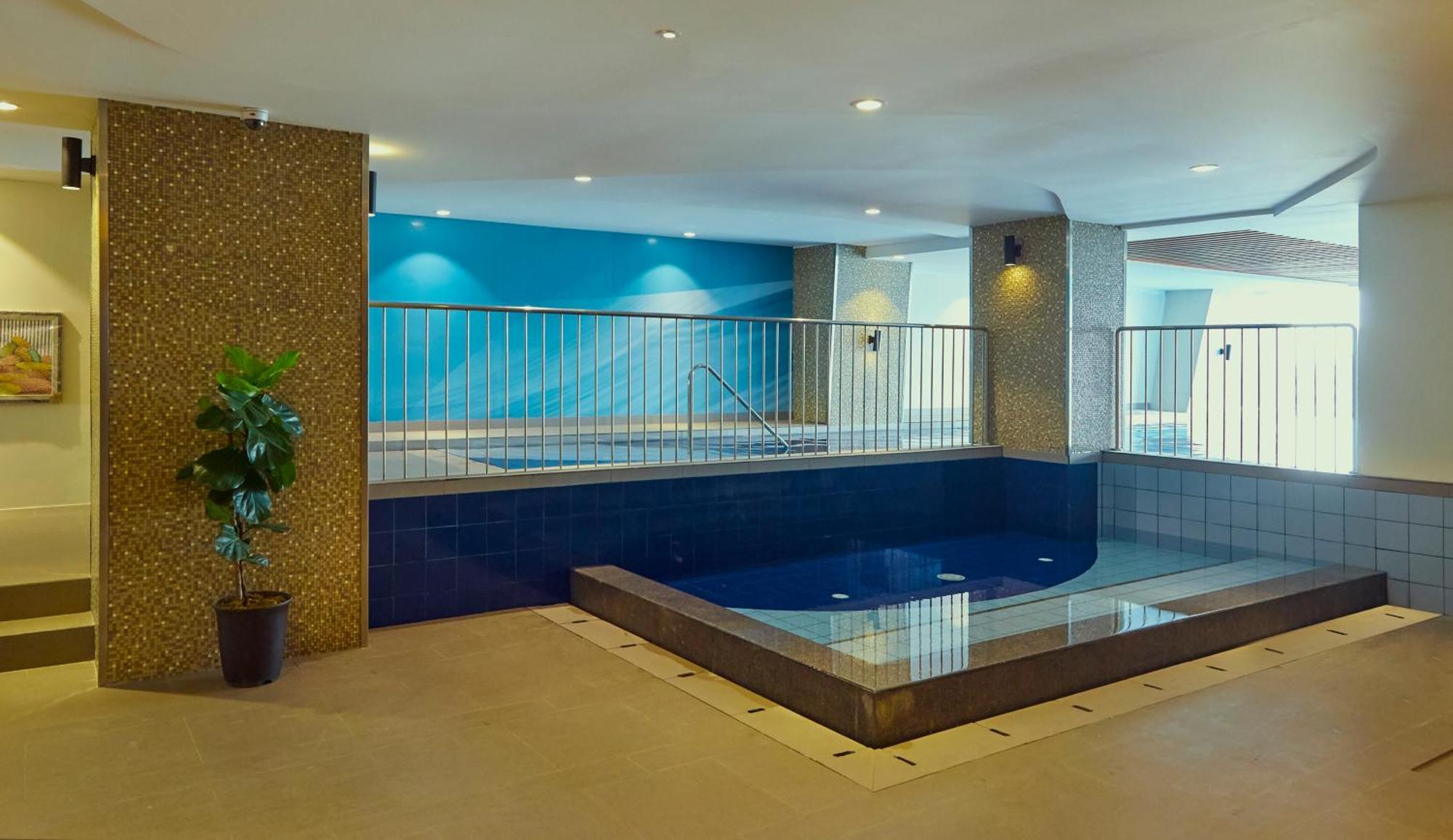 Summit Hotel Greenhills Кесон-Сіті Екстер'єр фото