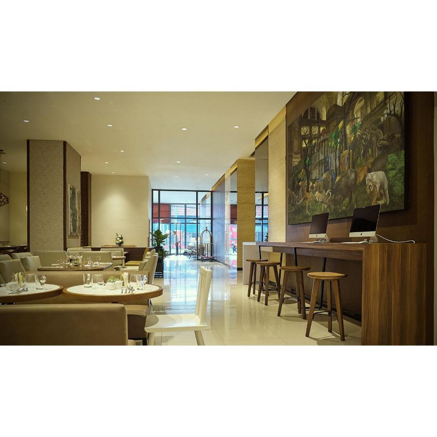 Summit Hotel Greenhills Кесон-Сіті Екстер'єр фото