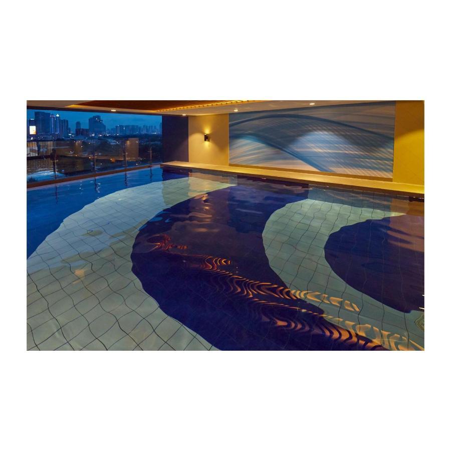 Summit Hotel Greenhills Кесон-Сіті Екстер'єр фото