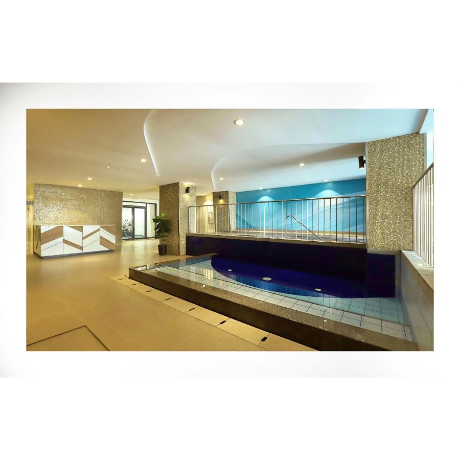 Summit Hotel Greenhills Кесон-Сіті Екстер'єр фото
