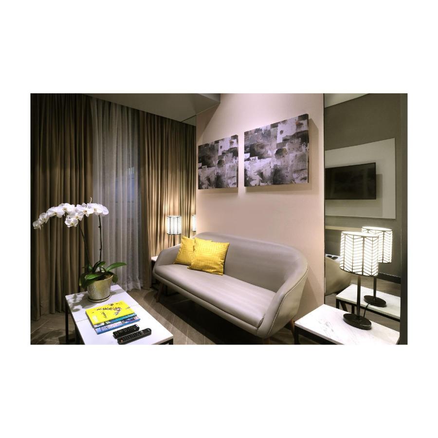 Summit Hotel Greenhills Кесон-Сіті Екстер'єр фото